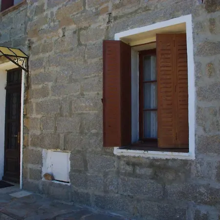 Appartamento Dans Maison De Campagne *